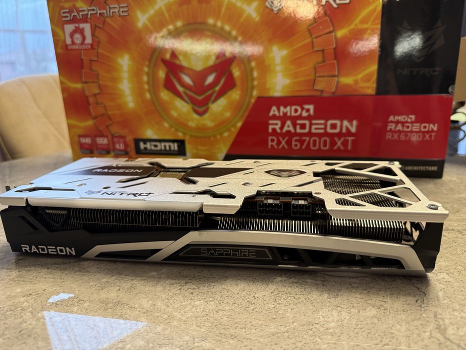 Sapphire Nitro+ Radeon RX 6700XT 12GB.