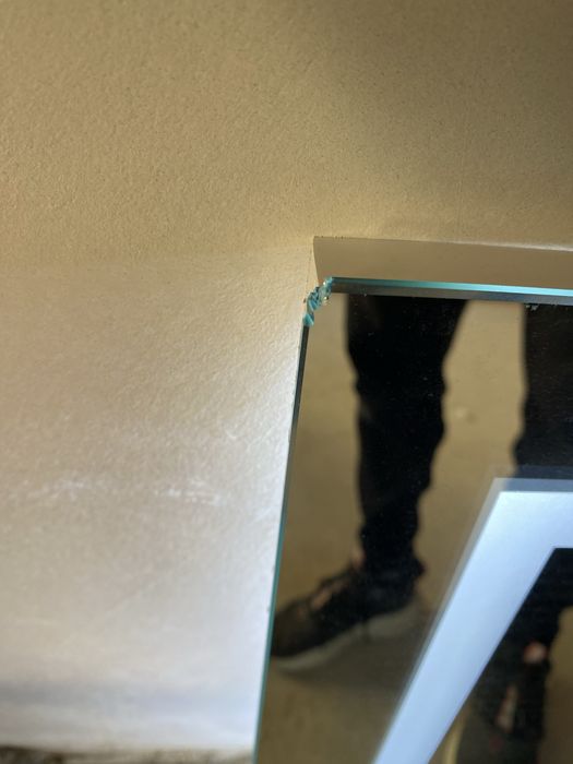 LED огледало  с размери 60/80см