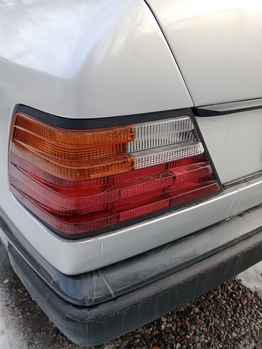 W124 оригинал фонари