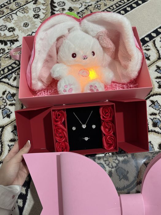 8 мартка спящий клубника