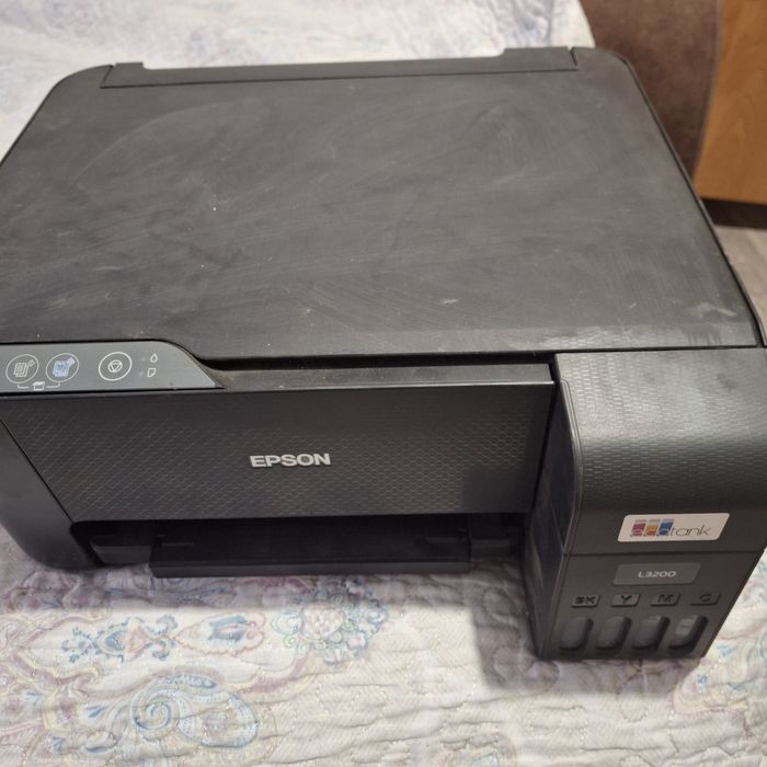 Продам мфу епсон 3200 3в 1 +комплект чернил