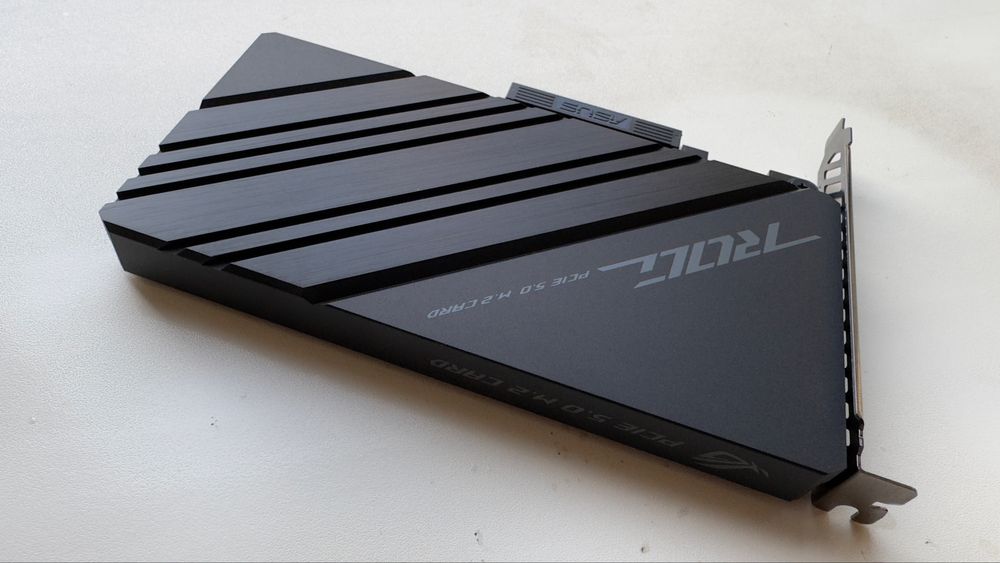 Asus ROG PCIE 5.0 M.2 CARD