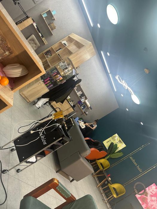 Продам мебель и зеркала