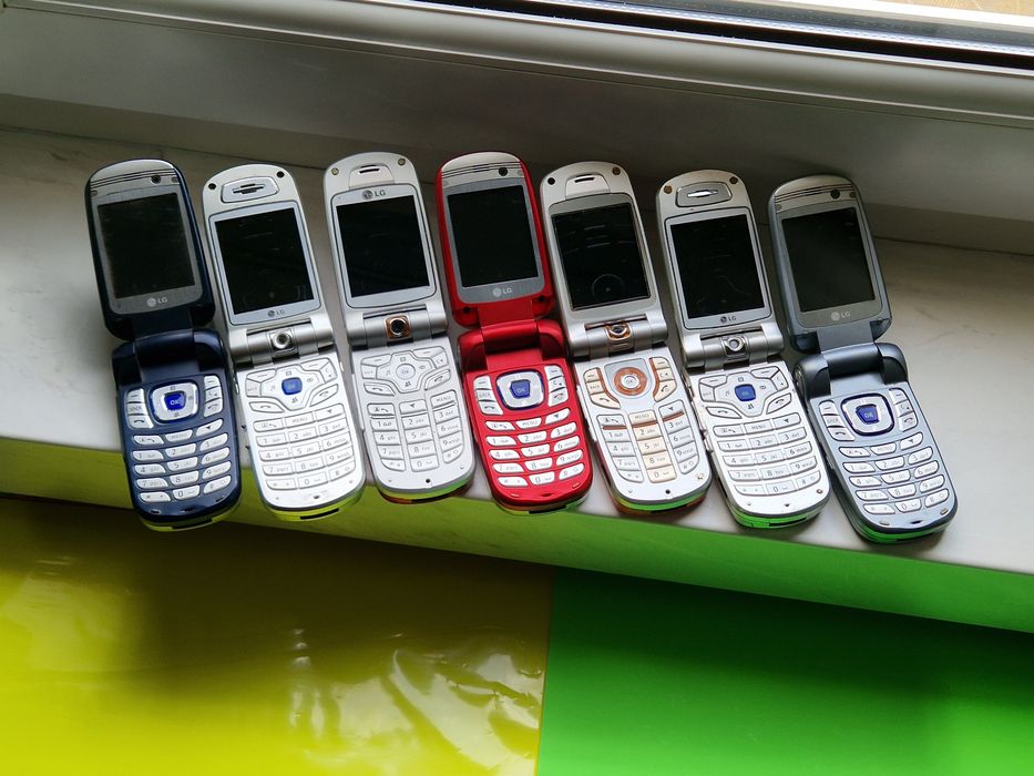 Telefon Lg cu încărcător original