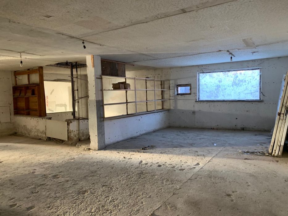 Дава се под наем Къща в София, Челопечене - 398 кв.м за 413951.19 € - Снимка #1