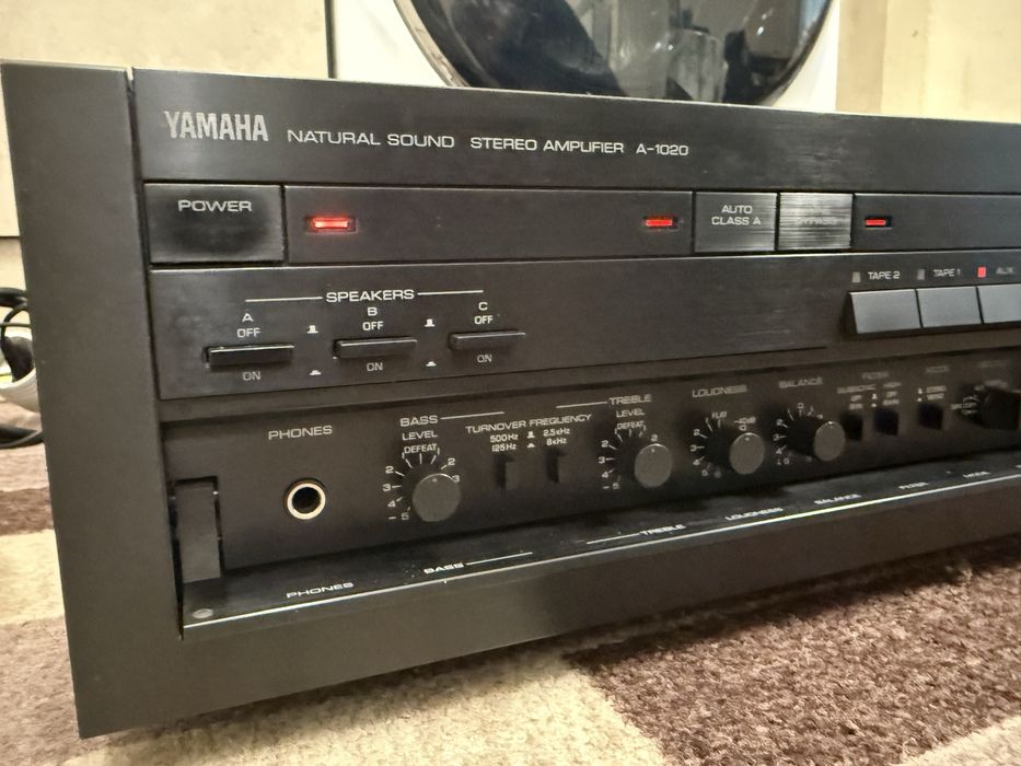 Yamaha A-1020 Стерео Клас А