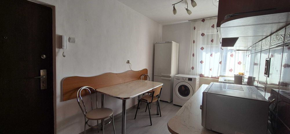 Dau in chirie apartament cu 2 camere  FĂRĂ AGENȚII!!!