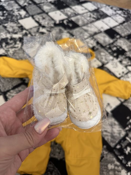 Продам детскую одежду осень зима