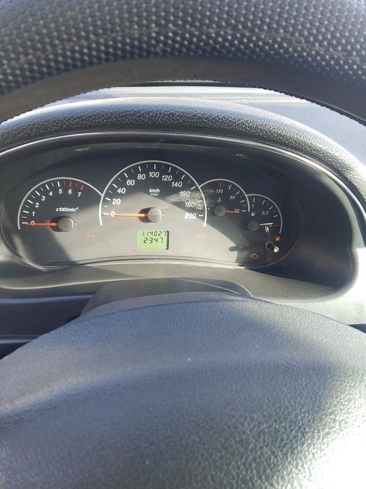 Lada Priora juda yaxshi moshina 2qoʻl haydalgan.yoqilgʻi turi:benzin