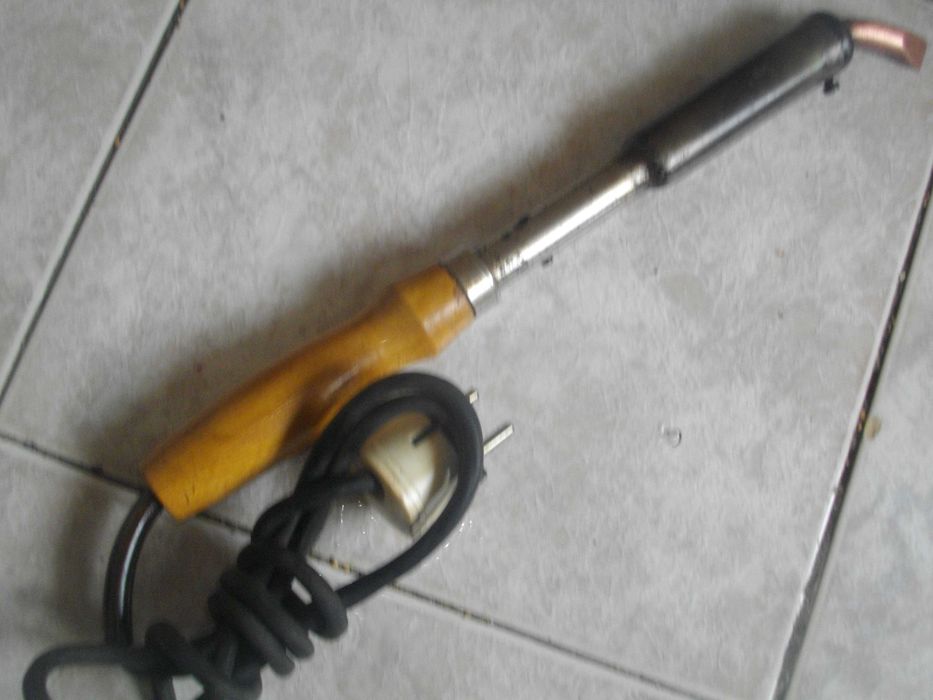 Старо Немско Качество Поялна Станция WELLER