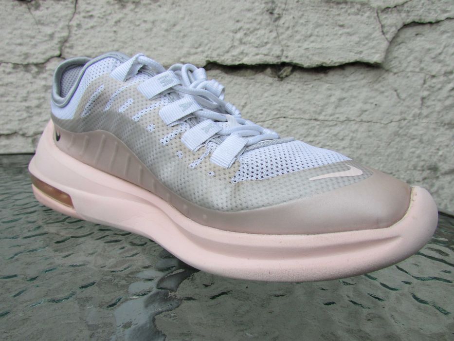 Дамски маратонки Nike Air Max Axis
