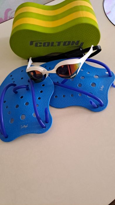 Инвентарь для плавания