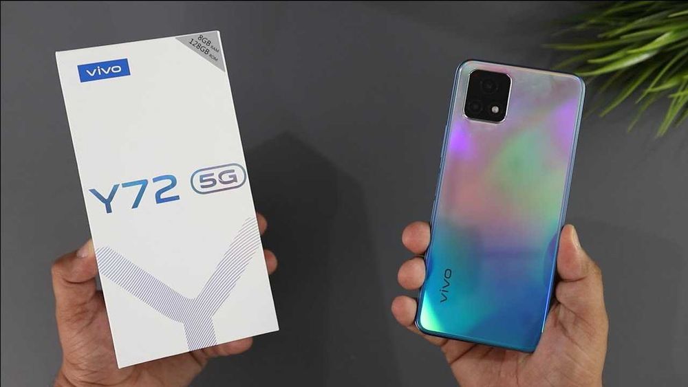 Vivo Y72 5G memorie 128GB, Ram 8GB, culoare Dream Glow, display 6.58 inch Sigilat Nou