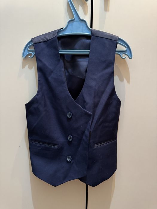 продам школьный костюм