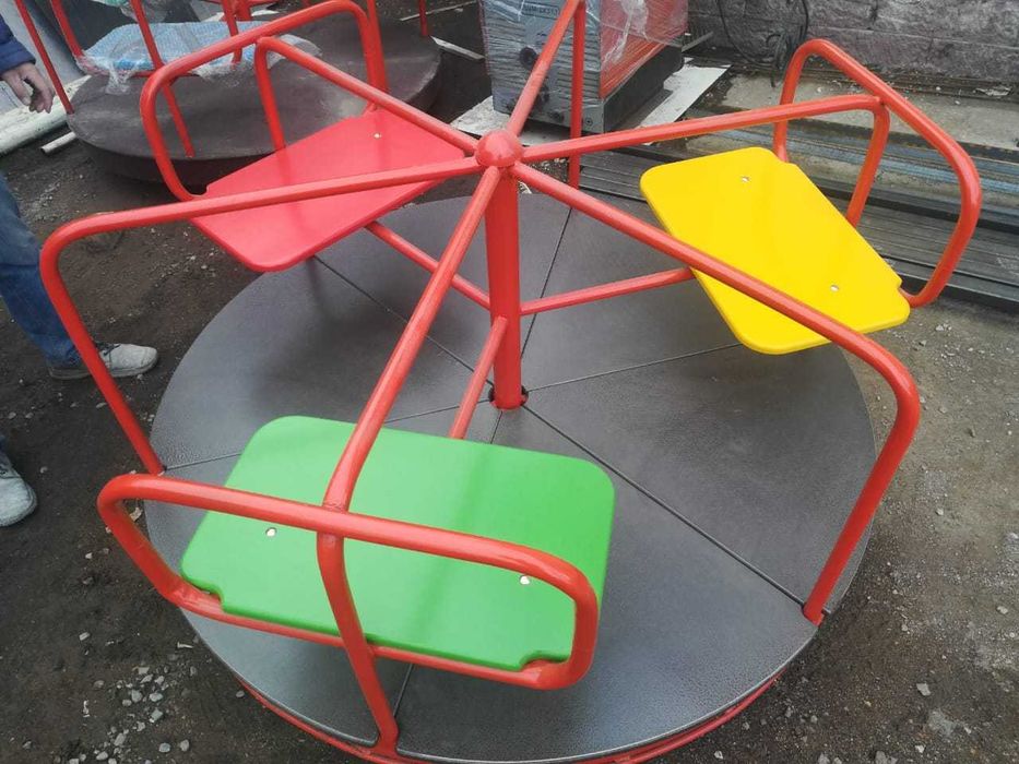 Карусели, качели, горки