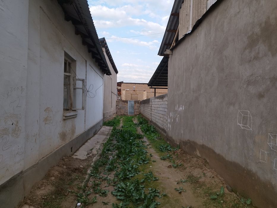 Участка сотилади