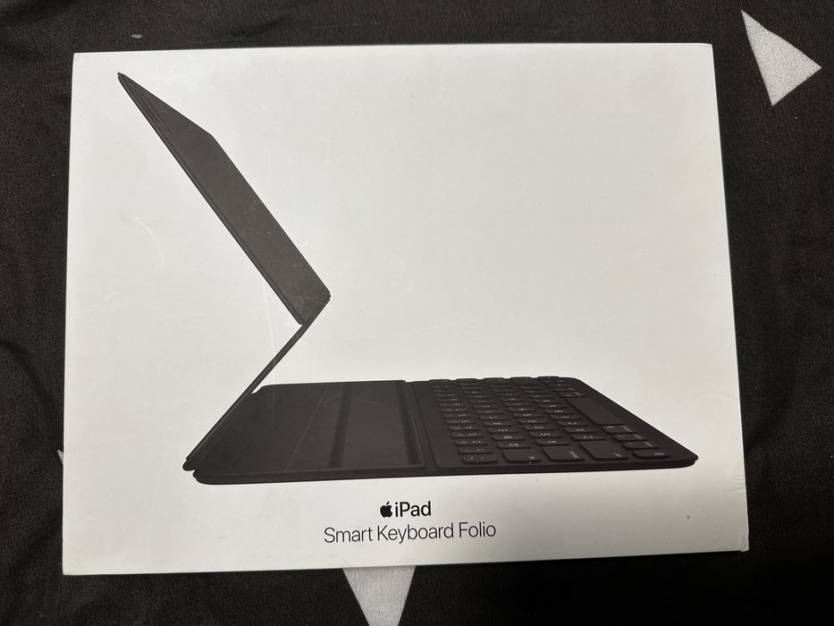 Tastatură Originala Apple pentru Ipad Pro 12,9” generatia 4