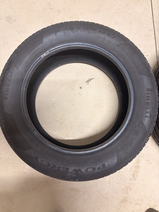 Летни Гуми Pirelli 225/55/17 DOT 1223 2 броя