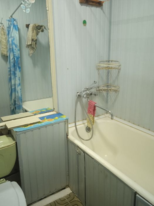 продается 2х ком, квартира, 1 этаж