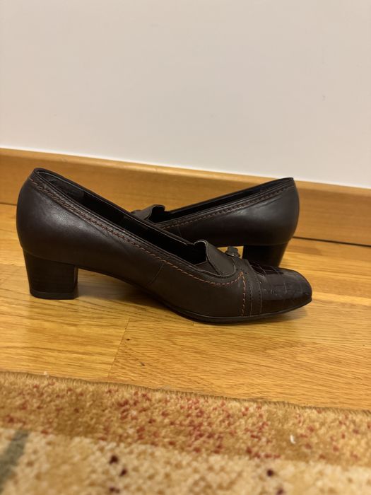 Mocasini/Balerini piele cu toc mic marimea 37