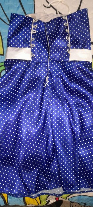 Шикарное платье на девочку.