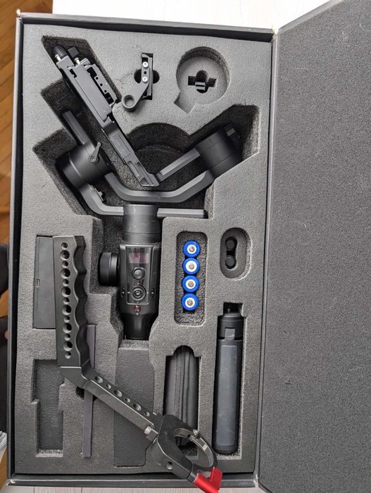 Gimbal Gudsen Moza Air 2 - stabilizator + brat