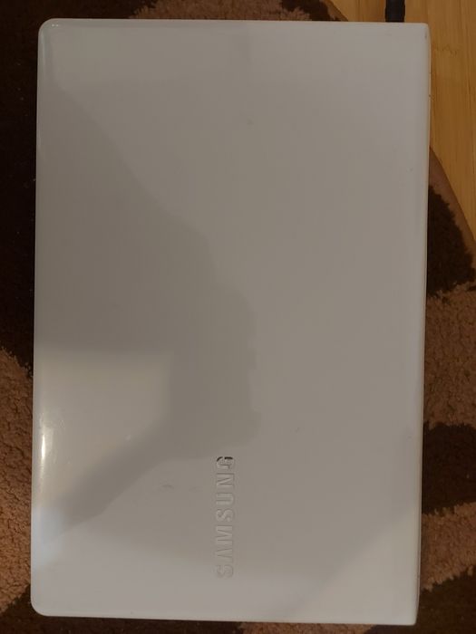 Laptop Samsung NP370R5E i3