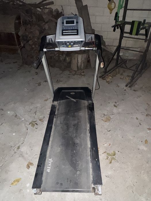Продается беговая дорожка