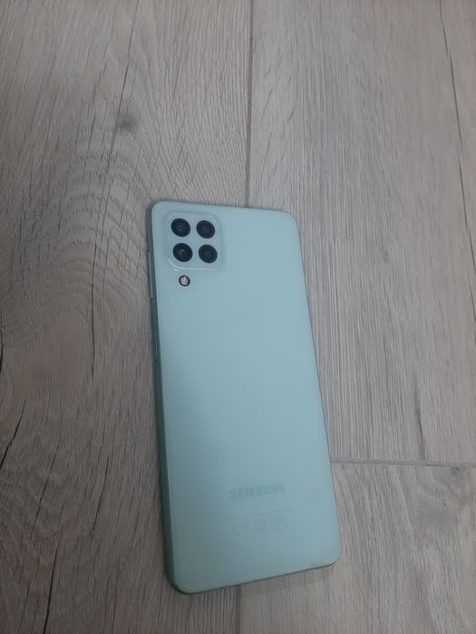 Samsung A22. Samsung