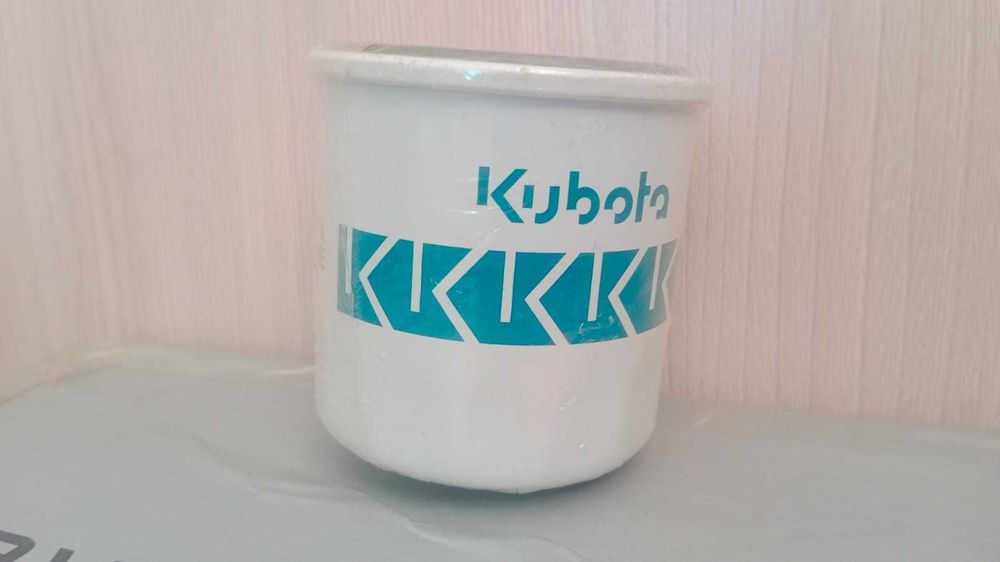 Продам масляной фильтр для двигателя Kubota