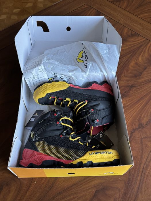 Ботинки La Sportiva Aequilibrium ST GTX