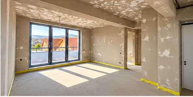 Proprietar | Apartament 2 camere + Dressing + Terasă + Parcare | Bloc nou | 84.000 € negociabil