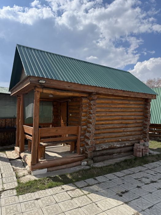 Дом и беседка со сруба