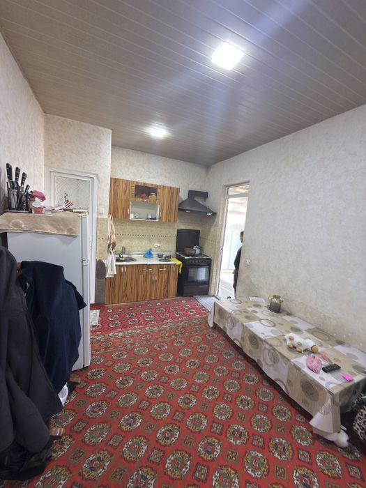 Qorasoaroyd 1.1 sotiq uchaska sotiladi srochno