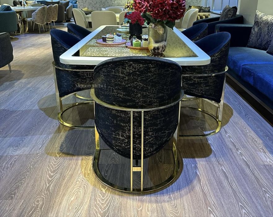 Продам стол со стульями «Барселона»