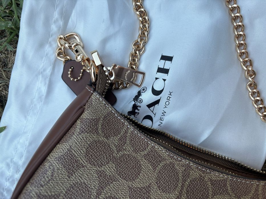 Coach teri bag monogram
