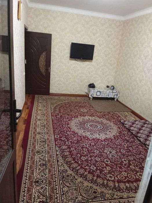 Чилонзор-11 кварталда кизларга, камчилик бўлиб турилади, без маклер