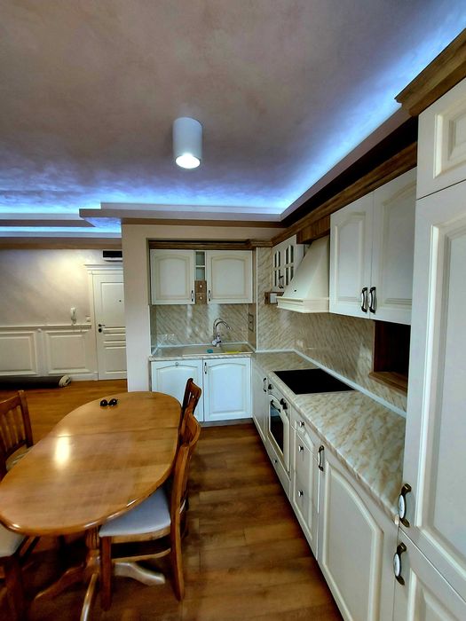 Дава се под наем Тристаен апартамент в Бургас, Център - 120 кв.м за 331.5 € - Снимка #7