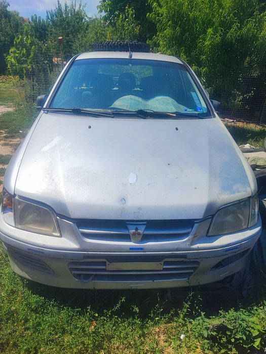 Mitsubishi spase star 1998