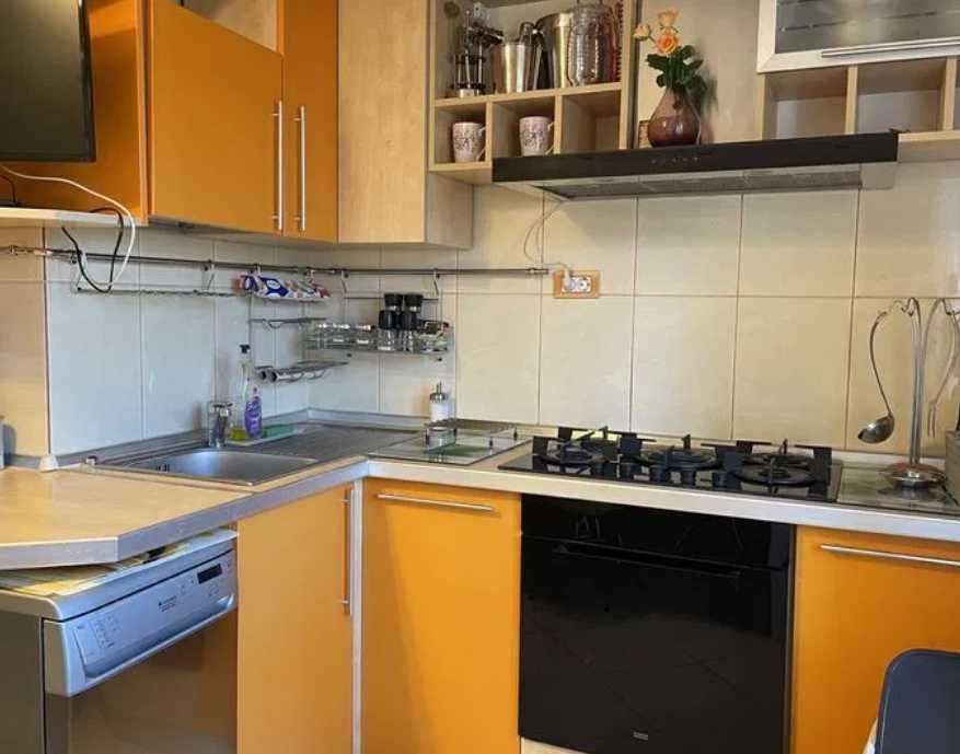 Дава се под наем Двустаен апартамент в Пловдив, Старият град - 65 кв.м за 275.4 € - Снимка #4