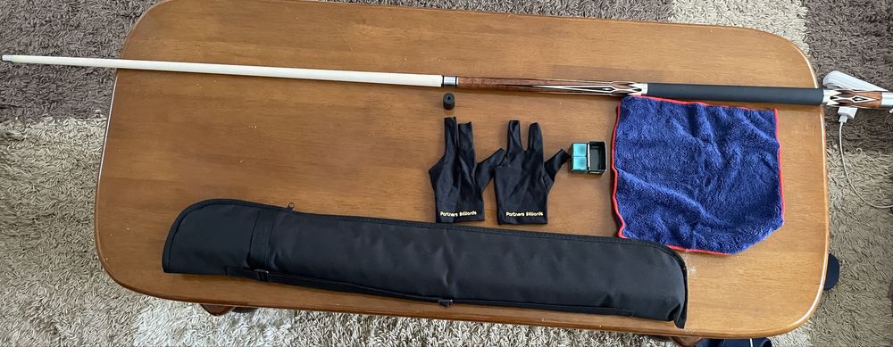 Кий 2-х составной, в комплекте.