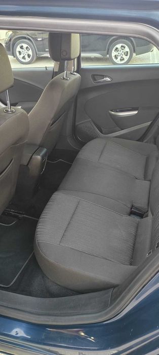 Opel Astra Opel Astra J 1.7 CDTI Sports Tourer
