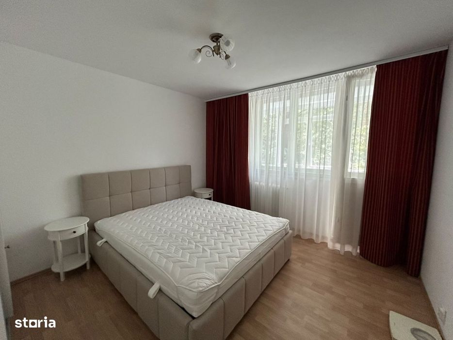 3 Camere / Romancierilor / Parcare