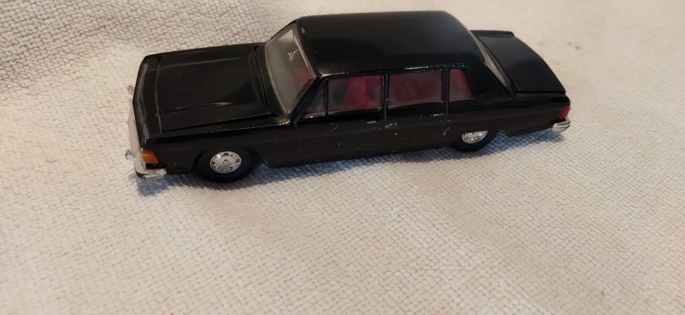 Модель ГАЗ-14 Чайка