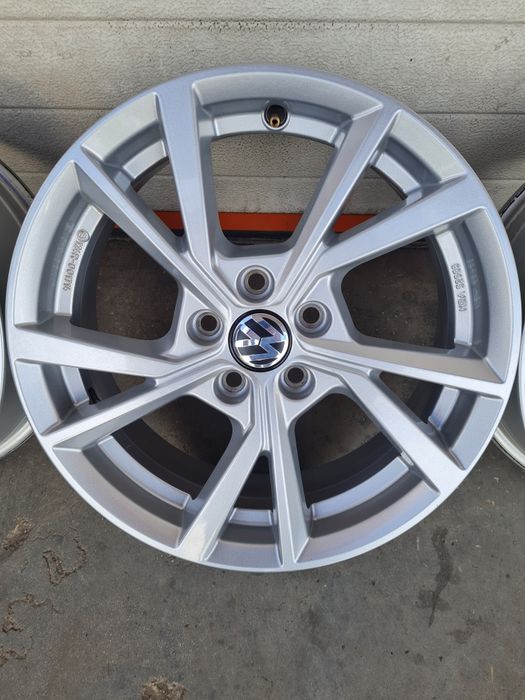 Джанти за ФОЛКСВАГЕН VW AUDI SEAT SKODA R16 5x100 ET40 6J