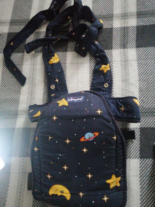 Vând marsupiu chicco