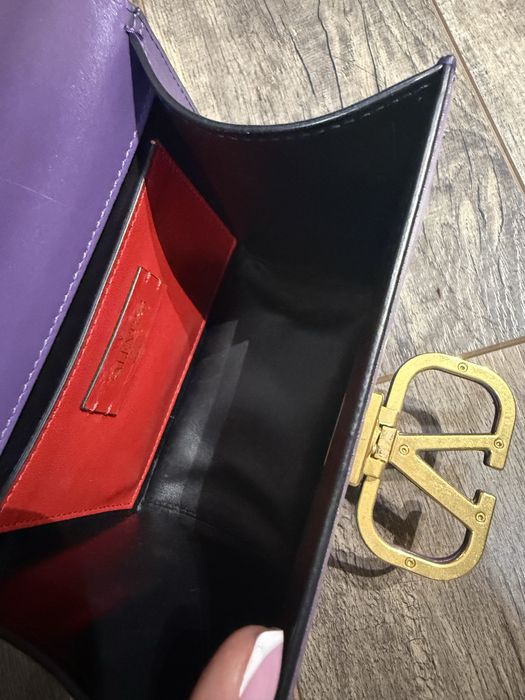 Продам оригинал сумку Valentino