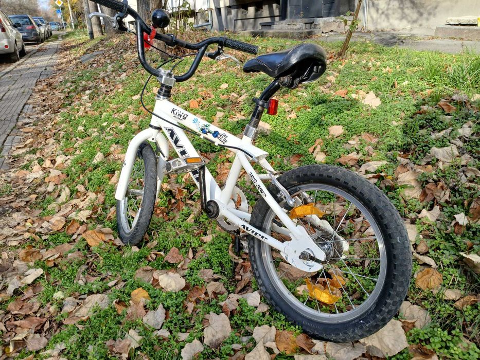 Продавам детски велосипед BMX 16", King Jump Avigo, 16 цола