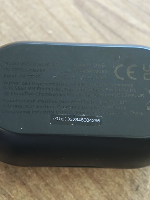 Слушалки тапи хендсфри moto buds 085