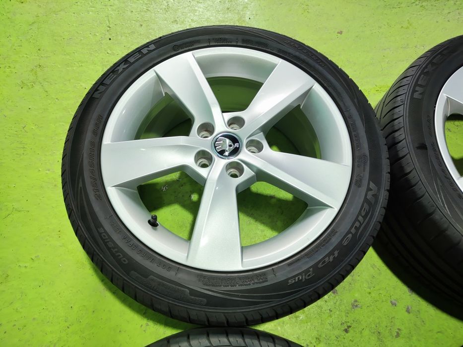 16 5x100 Skoda Vw Polo лети джанти 5х100